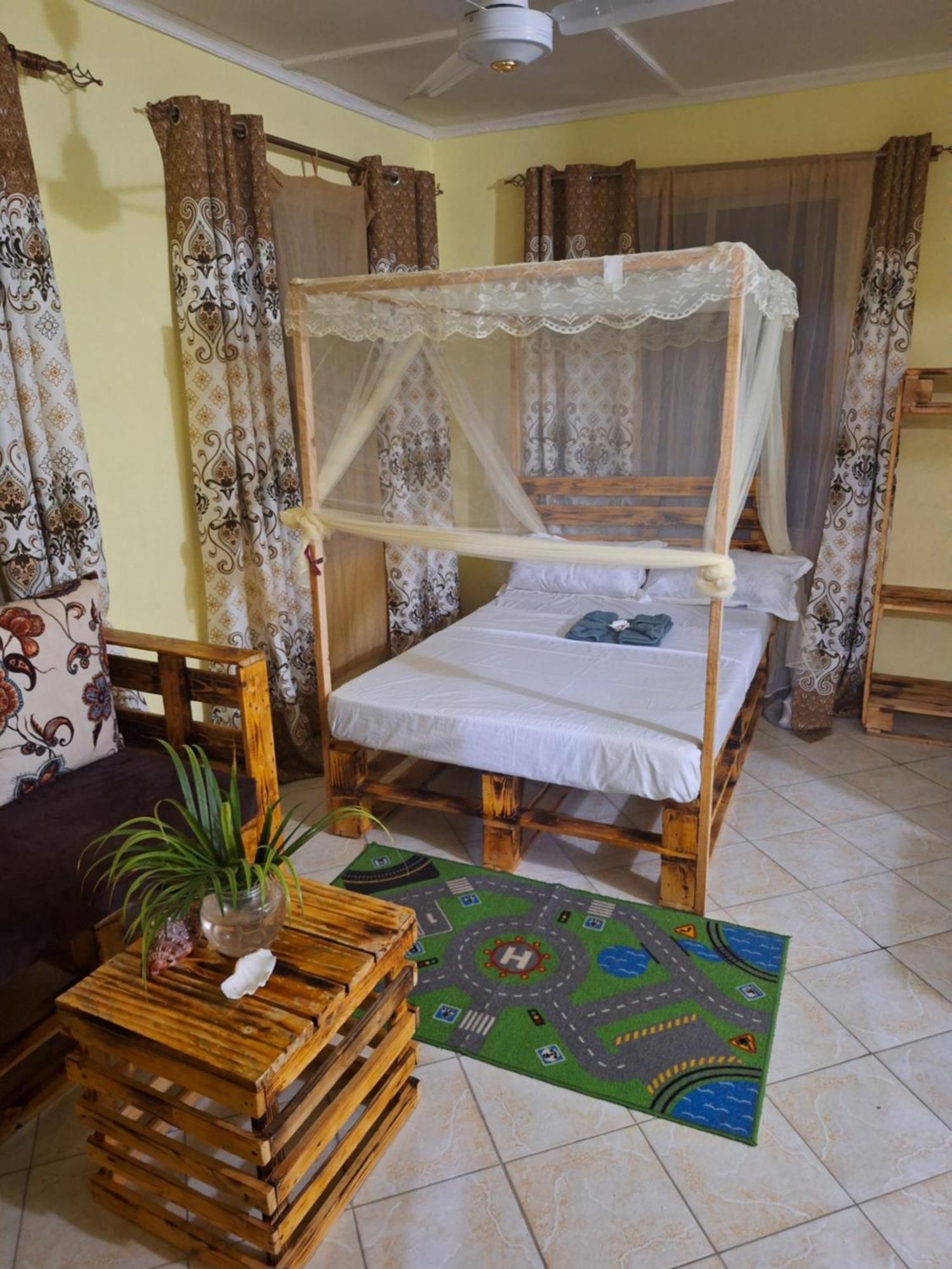 Mount Zion Guest House, Mtwapa Mtomondoni Mombassa Buitenkant foto