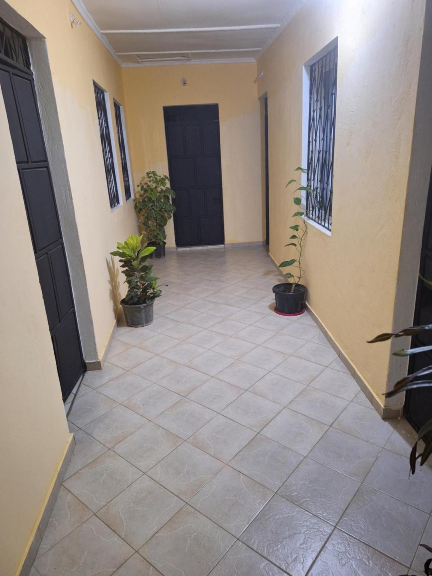Mount Zion Guest House, Mtwapa Mtomondoni Mombassa Buitenkant foto